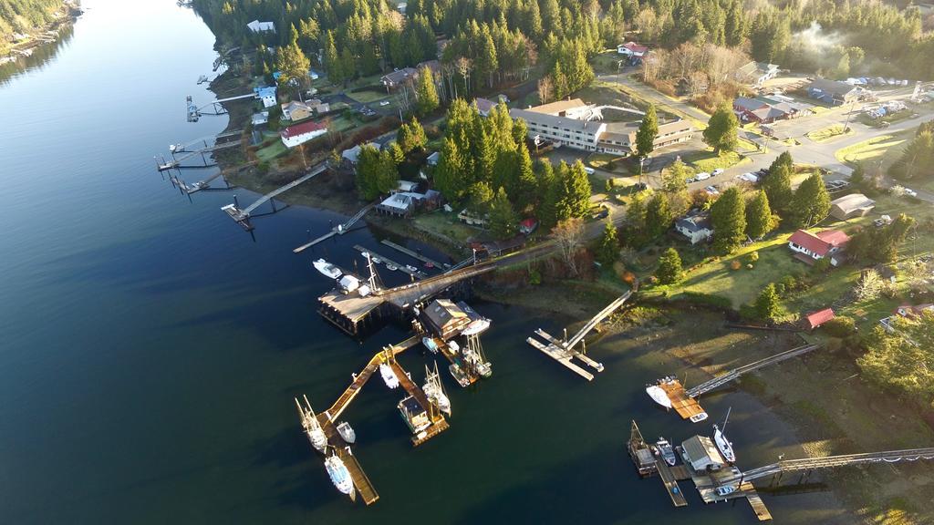 The Bamfield Motel Salmon Beach 외부 사진